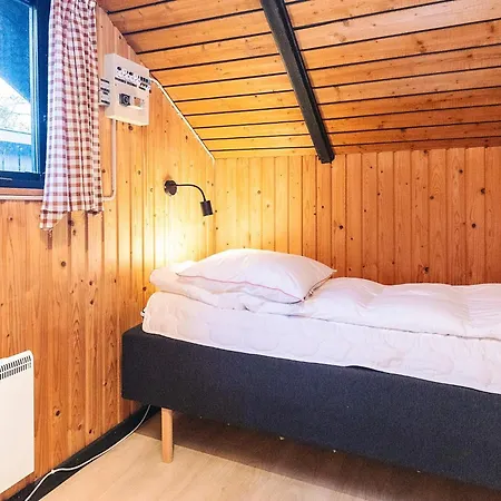 5 Person In Rodby-by Traum * Rødby